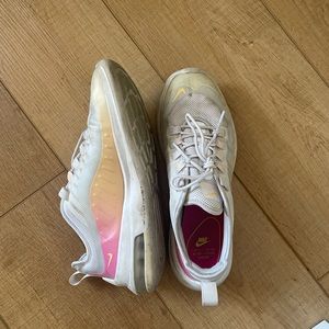 NSW Air Max Axis Athletic Shoes